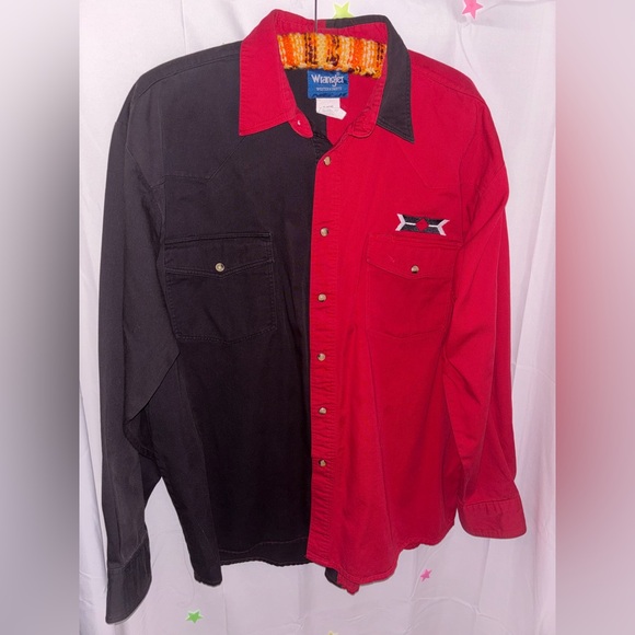 Vintage Wrangler Red and Black Southwest Button Down Size XL - Picture 6 of 7